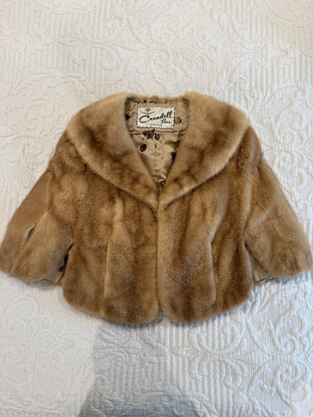 Vintage Crandell Furs Omaha Genuine Mink Fur Cape Jacket – Golden Honey